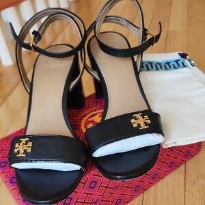 Tory Burch Black Heels Elegant Design